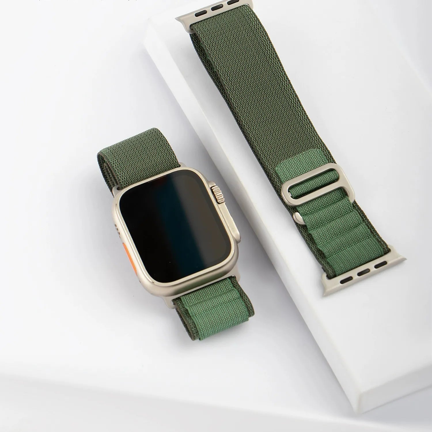 割引設定Apple Watch - Alpine Loop - Small， Green Apple Watch本体